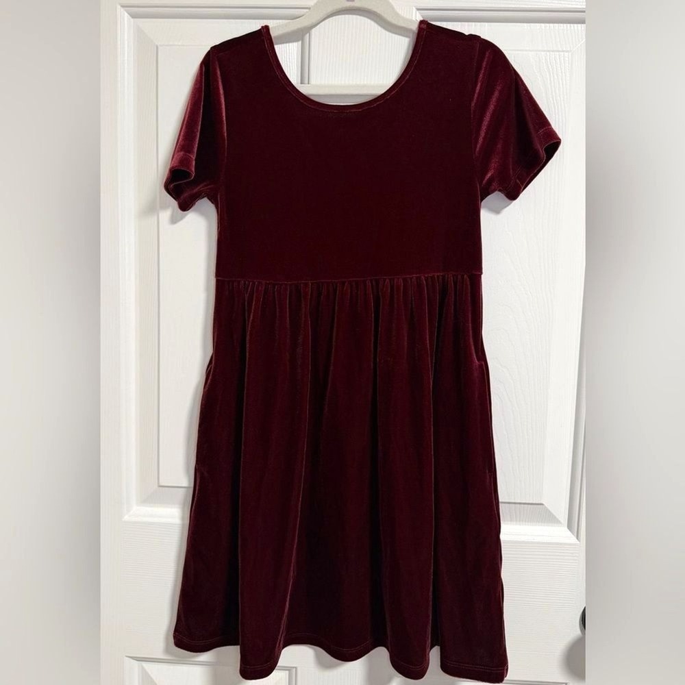 Old Navy Fit & Flare Short-Sleeve Red Wine Velvet Dress for Girls, Size M (8) - Picture 8 of 10